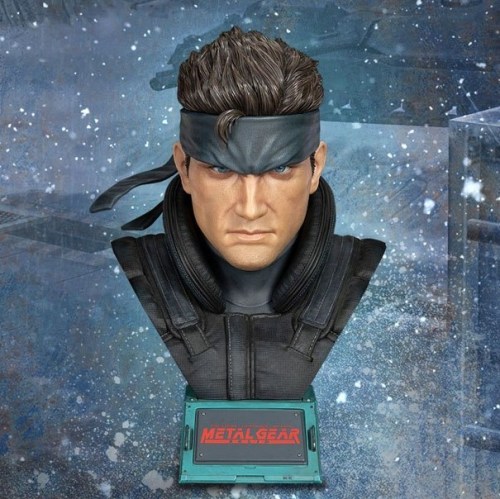 Solid Snake Metal Gear Solid Grand Scale Bust by First 4 Figures